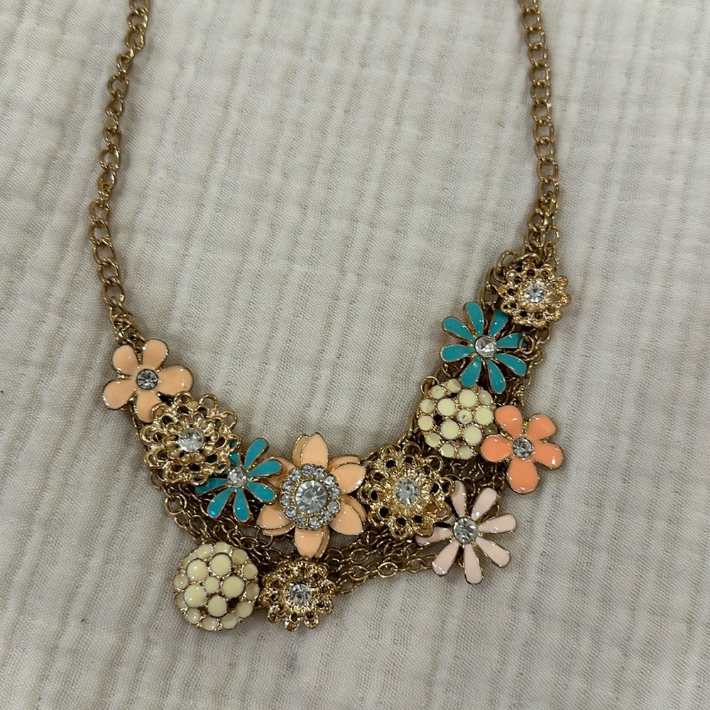 Flower statement necklace
